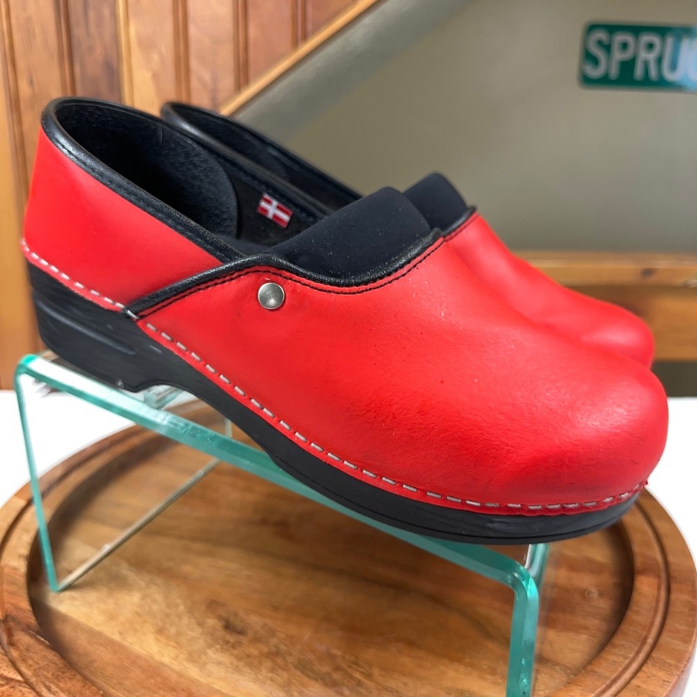 Sanita Professional Red Leather Clogs Danish Comfort Nursing Shoes Womens 42